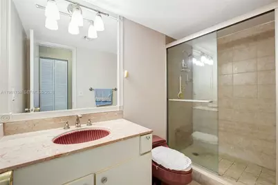 9273 Collins Ave #1109, Surfside, FL 33154 - Photo 19