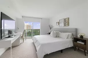 2101 Brickell Ave, Miami, FL 33129 - Photo 9
