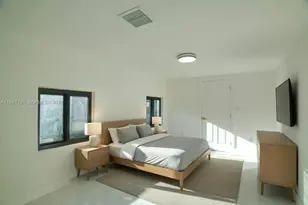 315 NW 127th St, North Miami, FL 33168 - Photo 13