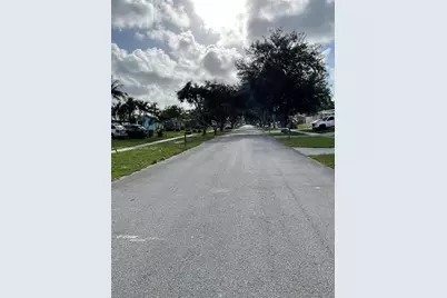 5751 SW 38th Ct, Davie, FL 33314 - Photo 45