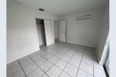 5751 SW 38th Ct, Davie, FL 33314 - Photo 17