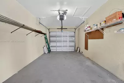 9315 Wedgewood Dr #B19, Tamarac, FL 33321 - Photo 17