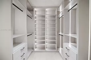 871 NE 128th St, North Miami, FL 33161 - Photo 23