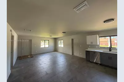 2806 NW 9th Ct, Fort Lauderdale, FL 33311 - Photo 3