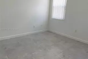 2685 SE 13th St, Homestead, FL 33035 - Photo 15