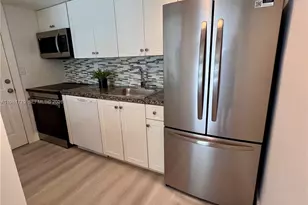 290 Sunrise Dr, Key Biscayne, FL 33149 - Photo 7