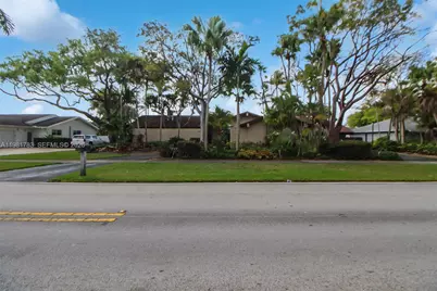 10260 SW 128th St, Miami, FL 33176 - Photo 41