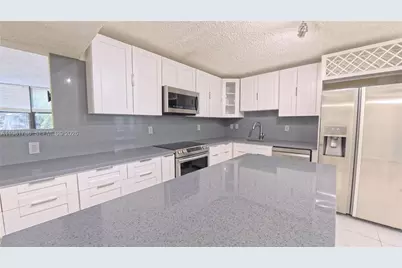 20300 W Country Club Dr #PH18-3, Aventura, FL 33180 - Photo 19