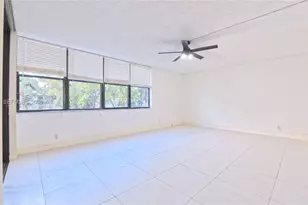 20300 W Country Club Dr, Aventura, FL 33180 - Photo 21