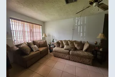 2271 NW 188th Ter, Miami Gardens, FL 33056 - Photo 7