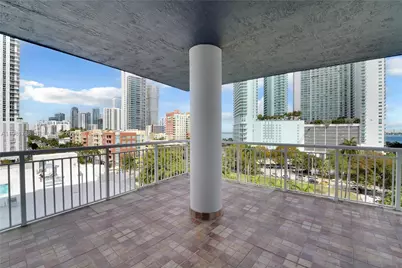 275 NE 18th St #808, Miami, FL 33132 - Photo 17