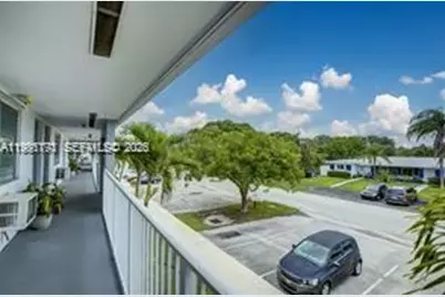 2020 NE 51st Ct #203, Fort Lauderdale, FL 33308 - Photo 9