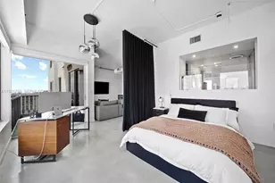 10 SW South River Dr, Miami, FL 33130 - Photo 19