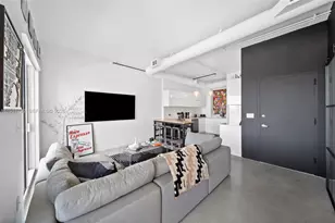 10 SW South River Dr, Miami, FL 33130 - Photo 9