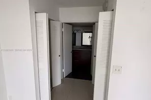 3300 NE 191st St, Aventura, FL 33180 - Photo 11