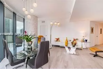 45 SW 9th St #1701, Miami, FL 33130 - Photo 9