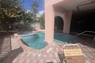 8816 Collins Ave, Surfside, FL 33154 - Photo 27