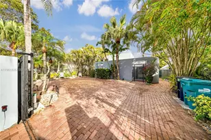 5747 SW 55th St, Miami, FL 33155 - Photo 3