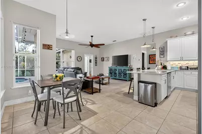 7702 SE Mammoth Dr, Hobe Sound, FL 33455 - Photo 11