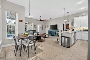 7702 SE Mammoth Dr, Hobe Sound, FL 33455 - Photo 11