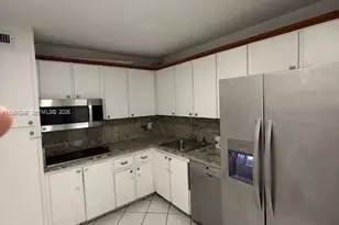 5750 E Collins Ave, Miami Beach, FL 33140 - Photo 13