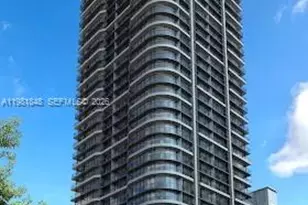 121 NE 5th St, Miami, FL 33132 - Photo 27