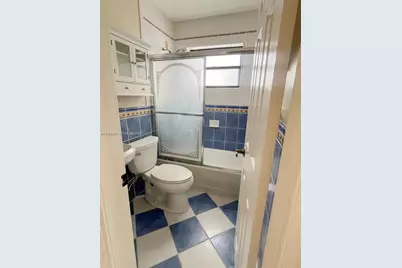 5249 W 24th Ct #5249, Hialeah, FL 33016 - Photo 5