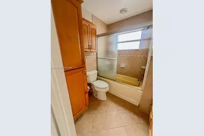 5249 W 24th Ct #5249, Hialeah, FL 33016 - Photo 7