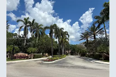 2757 Center Ct Dr #1-20, Weston, FL 33332 - Photo 1