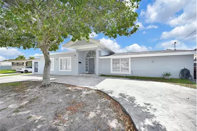 756 W 53rd St, Hialeah, FL 33012 - Photo 5