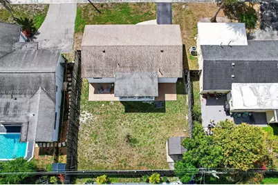 11331 NW 37th St, Sunrise, FL 33323 - Photo 27