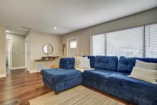 11331 NW 37th St, Sunrise, FL 33323 - Photo 3