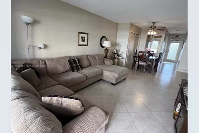 450 Paradise Isle Blvd #209, Hallandale Beach, FL 33009 - Photo 3