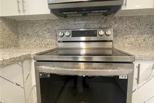 14728 Balgowan Rd, Miami Lakes, FL 33016 - Photo 15