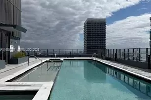 121 NE 5th St, Miami, FL 33132 - Photo 43