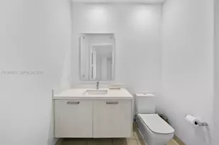 1034 NE 18th Ave, Fort Lauderdale, FL 33304 - Photo 9