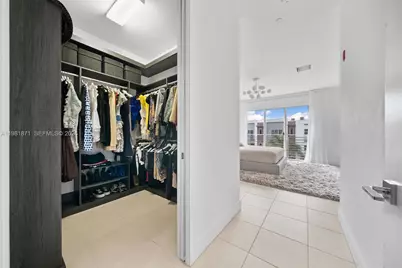 1034 NE 18th Ave #205, Fort Lauderdale, FL 33304 - Photo 21