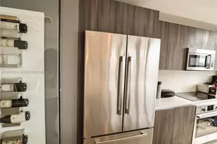 488 NE 18th St, Miami, FL 33132 - Photo 17