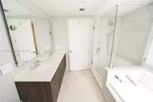 488 NE 18th St, Miami, FL 33132 - Photo 19