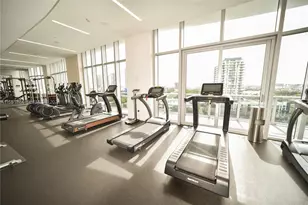 488 NE 18th St, Miami, FL 33132 - Photo 41