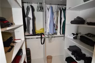 488 NE 18th St, Miami, FL 33132 - Photo 31