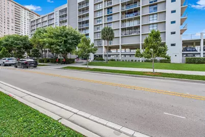 17500 N Bay Rd #S-707, Sunny Isles Beach, FL 33160 - Photo 29