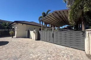 29400 SW 168th Ct, Homestead, FL 33030 - Photo 7