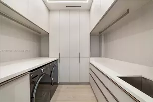 1522 Island Blvd, Aventura, FL 33160 - Photo 51