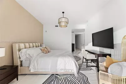 16901 Collins Ave #802, Sunny Isles Beach, FL 33160 - Photo 19