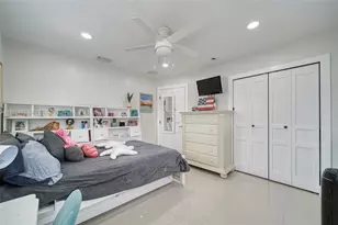 10131 SW 108th St, Miami, FL 33176 - Photo 13