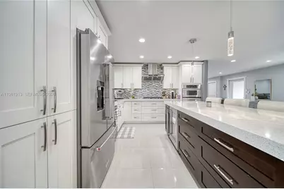 10131 SW 108th St #0, Miami, FL 33176 - Photo 7