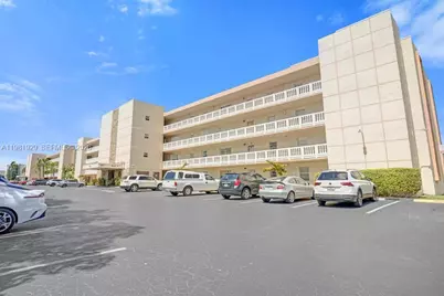 425 SE 11th Ter #204, Dania Beach, FL 33004 - Photo 23