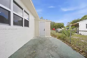 16240 NW 22nd Ave, Miami Gardens, FL 33054 - Photo 23