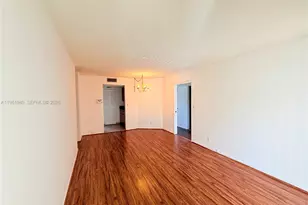 107 Gardens Dr, Pompano Beach, FL 33069 - Photo 1